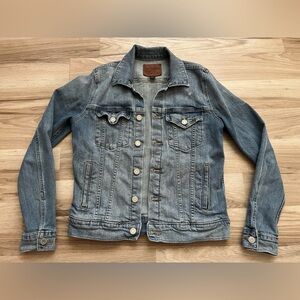 Lucky Brand Women’s Tomboy Trucker Jean Jacket Size S/P Distressed Denim
